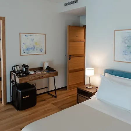 Club64 B&B 4*