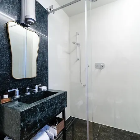 Club64 Bed & Breakfast