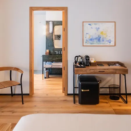 Club64 Oda ve Kahvaltı Andria