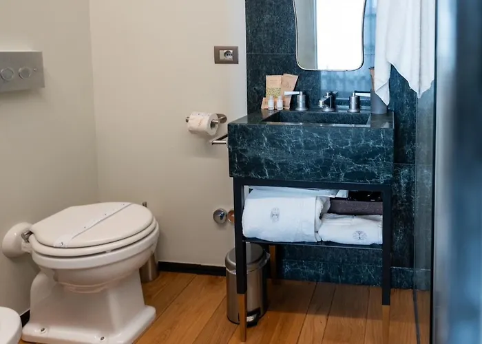 Oda ve Kahvaltı Club64